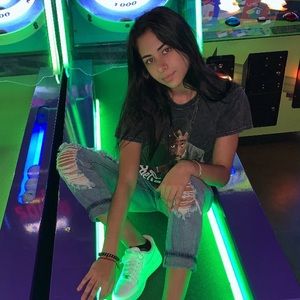 Meet your Posher, Fernanda